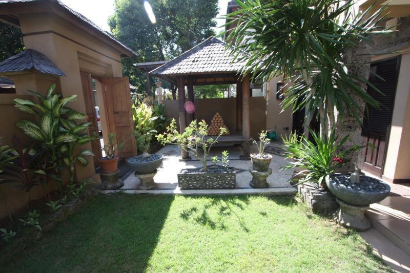 Villa Indah Kuta Royal - Private Pool - Optic Fiber High Speed Internet Kuta Lombok Exterior foto